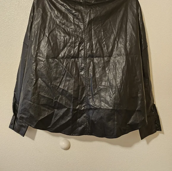Signature 8 Faux Leather Top Black Size Small - Picture 7 of 8